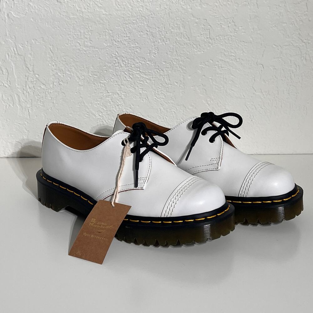 Dr. Martens 1461 MIE Cap-Toe White 3-Eye Oxfords Women's 9